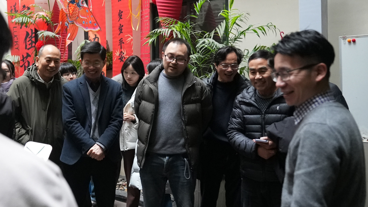 DSC09715-1.jpg DSC09715-1.jpg