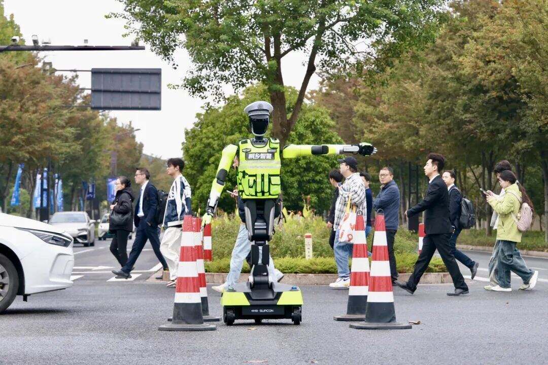 1987699625666011136.jpg 图片