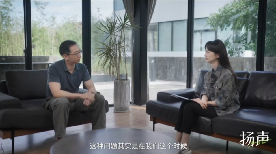 1990971812074217472.png 图片